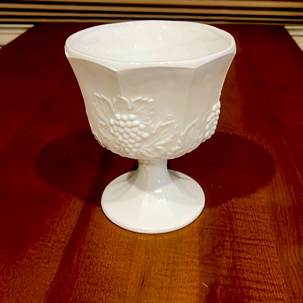 Indiana Milk Glass Colony Harvest Grape Compote Vintage Stemmed Footed Planter